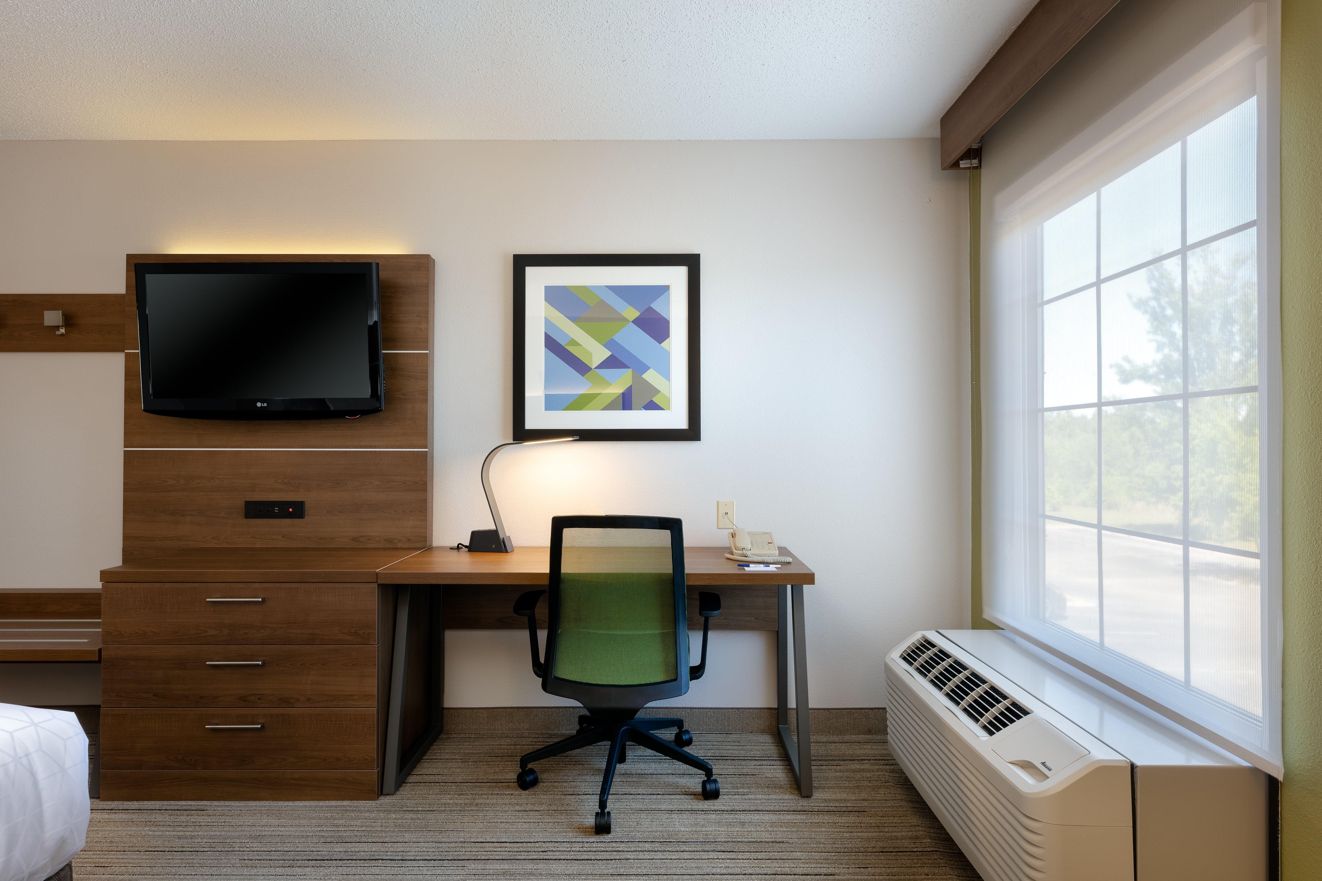 Holiday Inn Express & Suites Milton East I-10 By Ihg Exterior photo