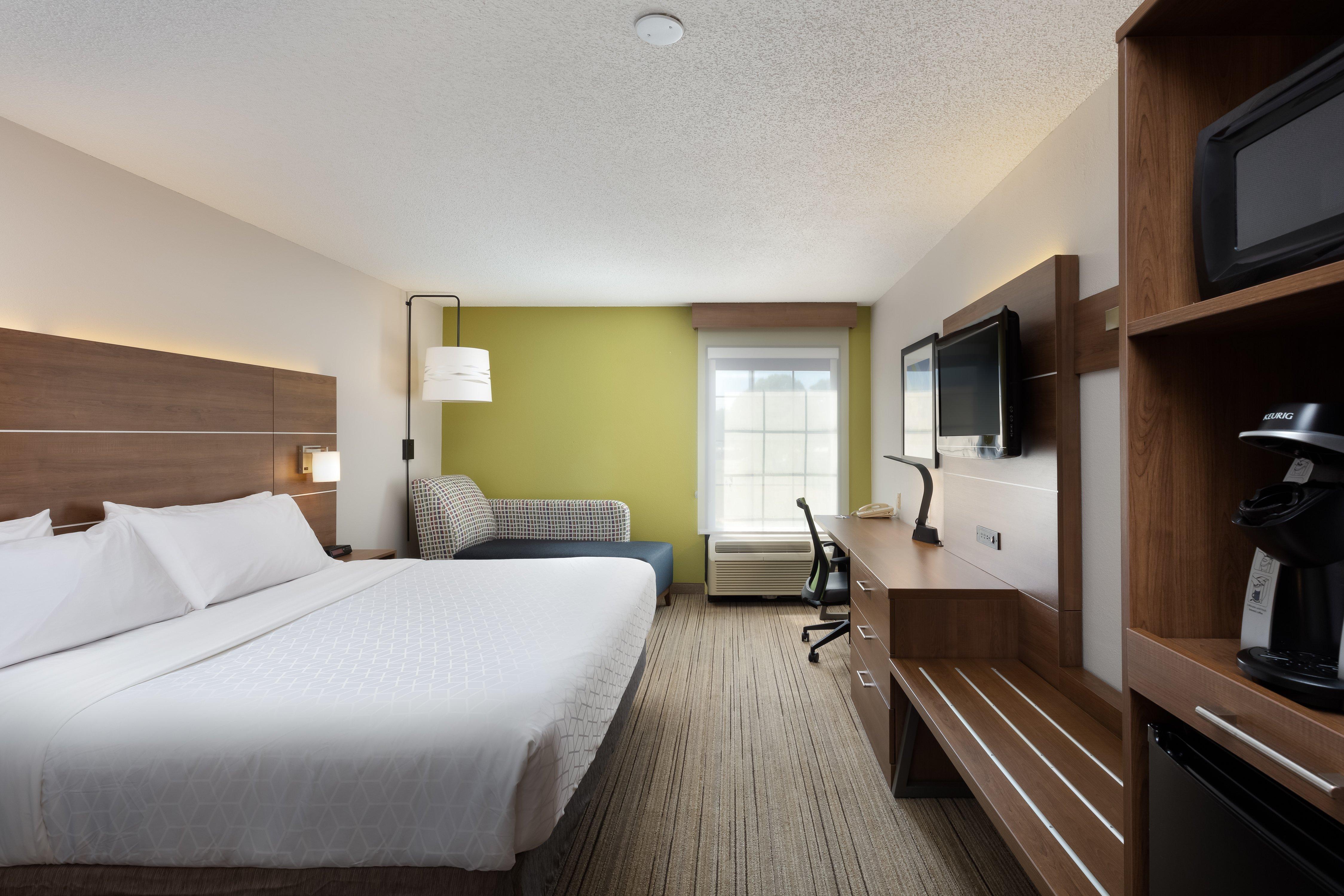 Holiday Inn Express & Suites Milton East I-10 By Ihg Exterior photo